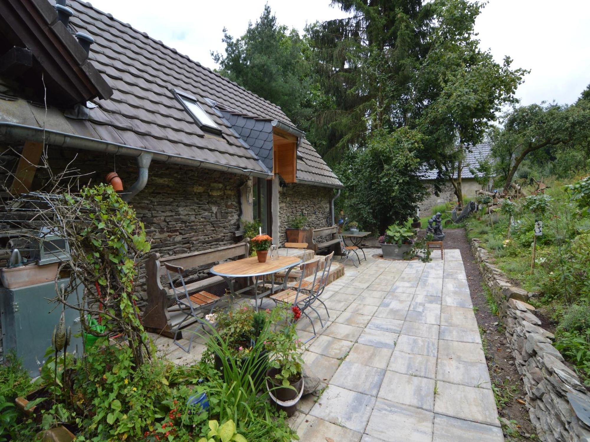 Cozy Apartment In Immerath With Fishing Near Екстер'єр фото