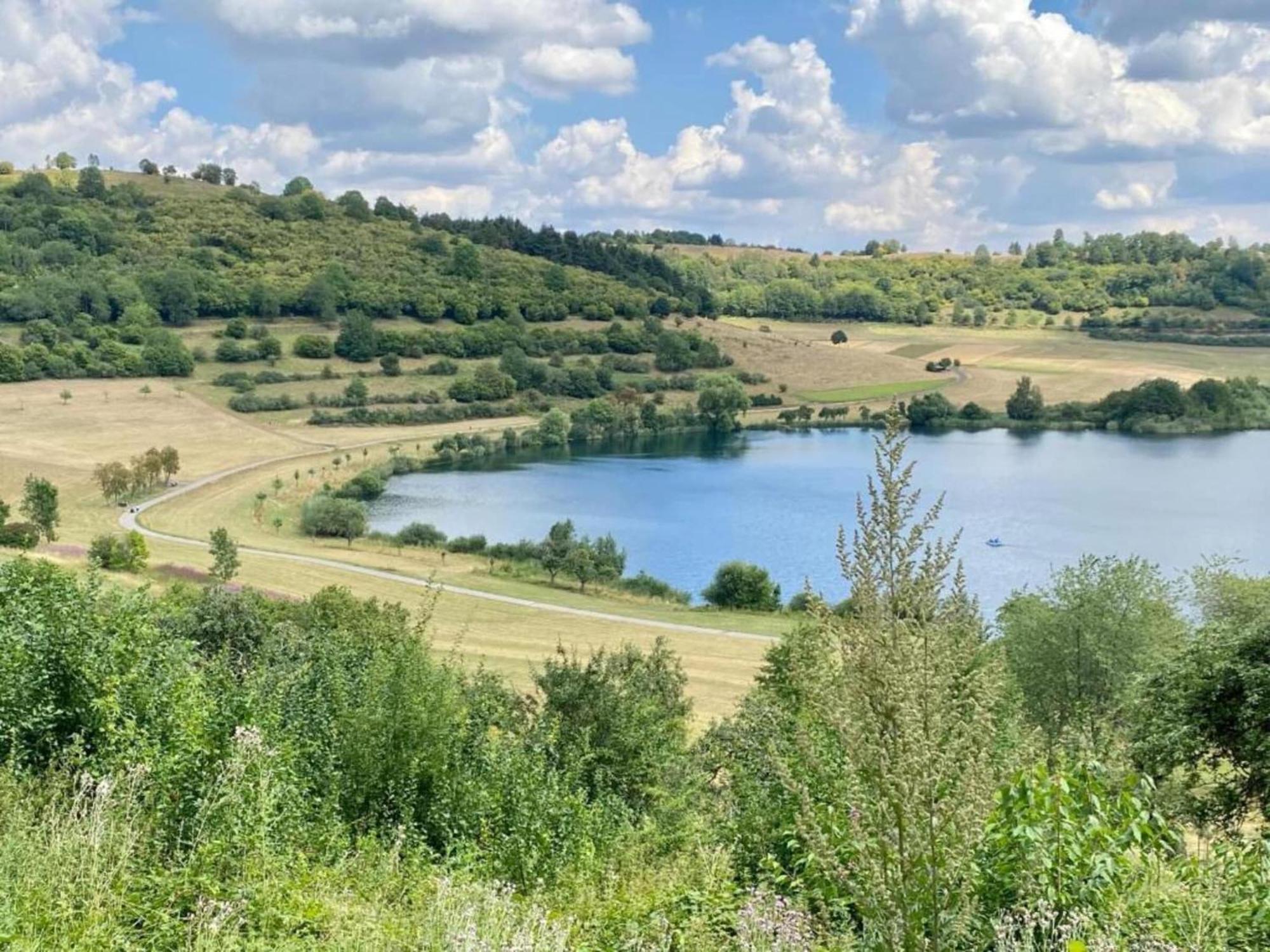 Cozy Apartment In Immerath With Fishing Near Екстер'єр фото